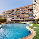 Sunny With Pool, 200m From The Sea Torrevieja