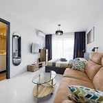Apartmán Sunny With Pool, 200m From The Sea Torrevieja