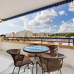 Apartmán Sunny With Pool, 200m From The Sea *