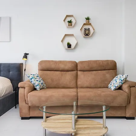 Sunny With Pool, 200m From The Sea Apartment *